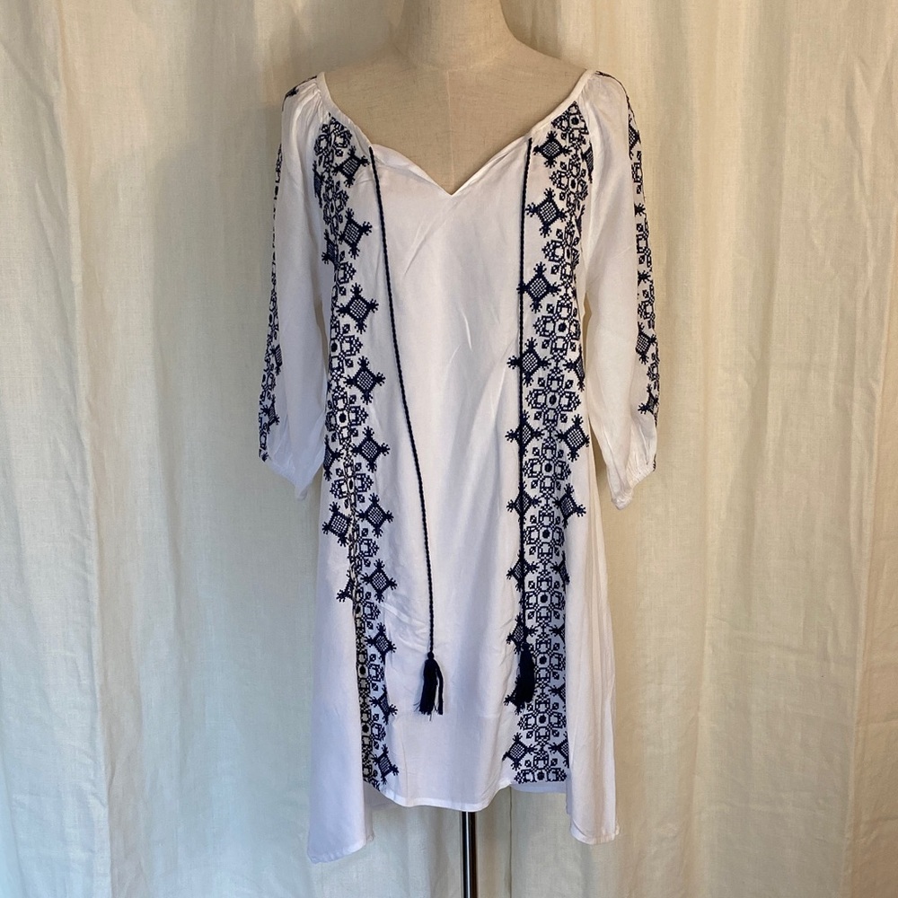 CC Chic Connection Dress - Picture 2 of 8